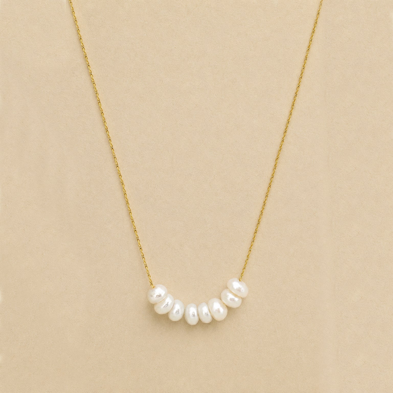 Floating Pearls Necklace