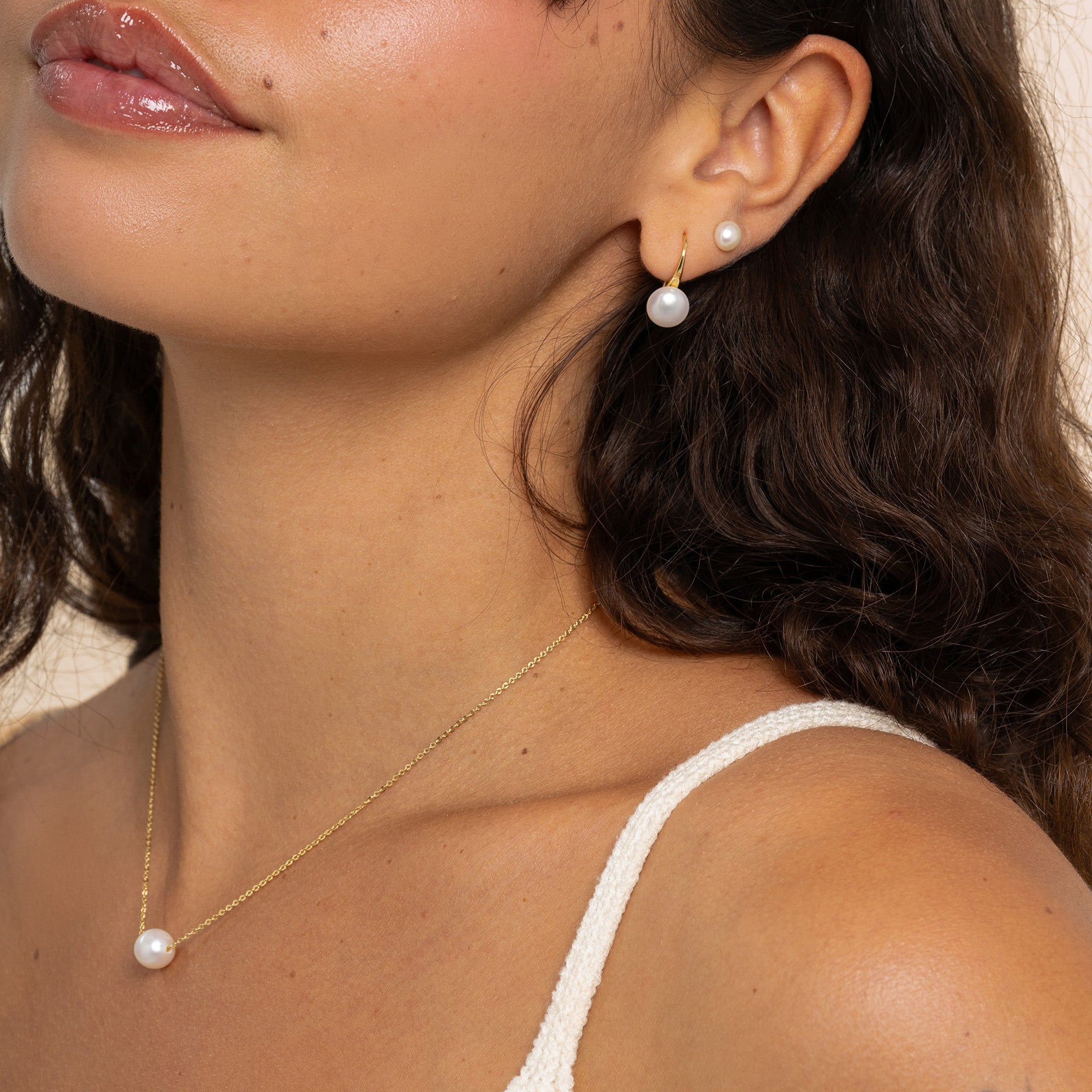 Single Pearl Necklace