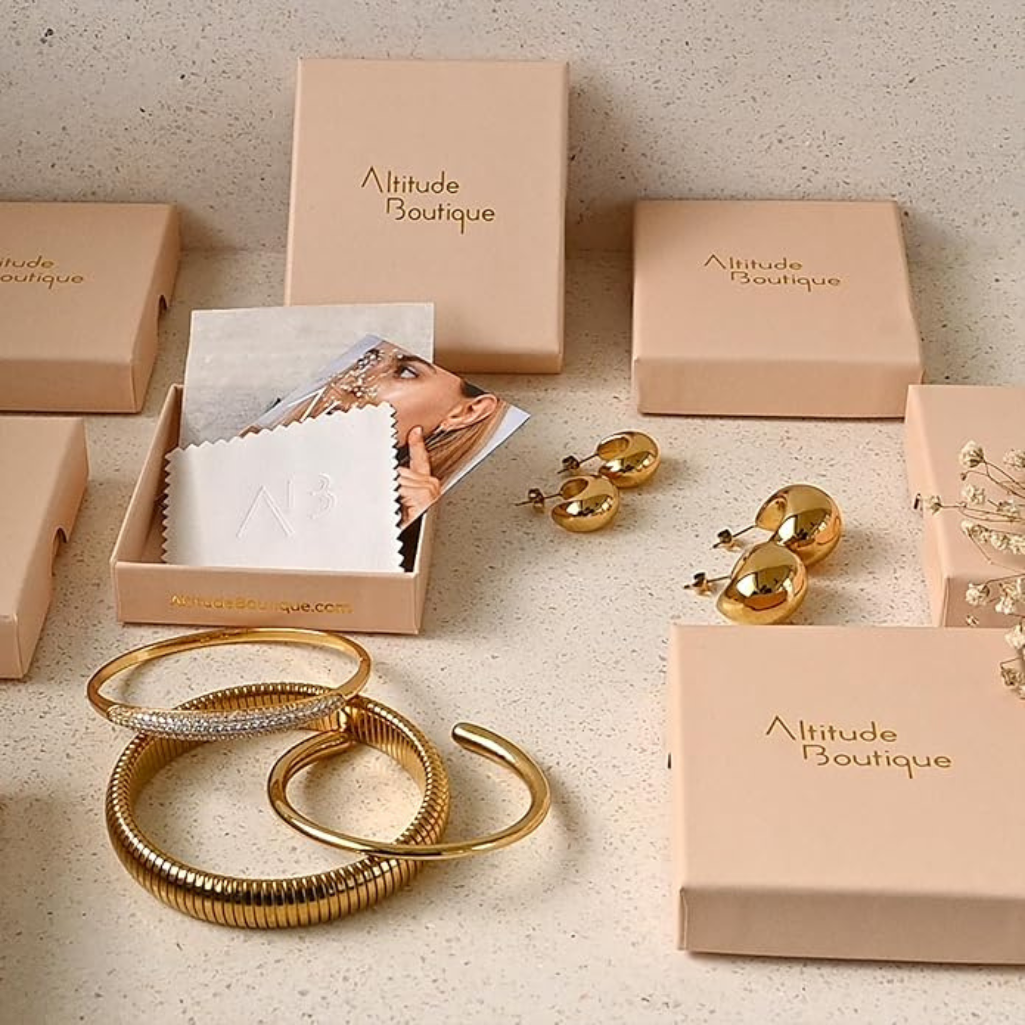 Single Pearl Necklace