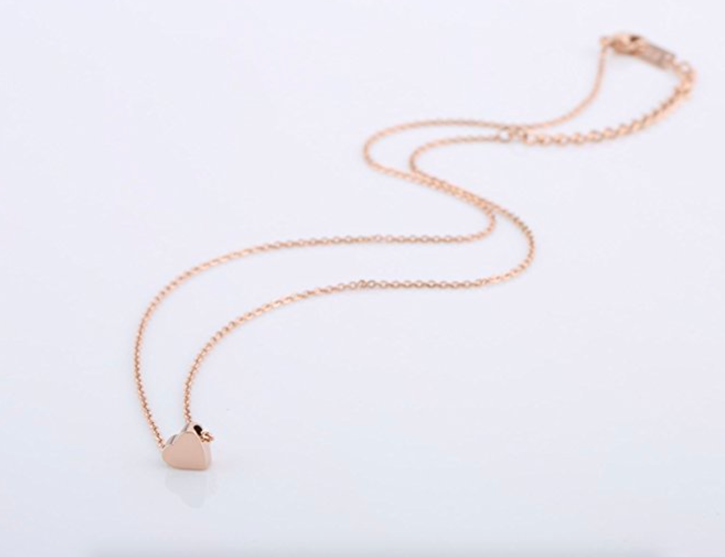 Rose Gold "I Heart you" Necklace Victoria Collection