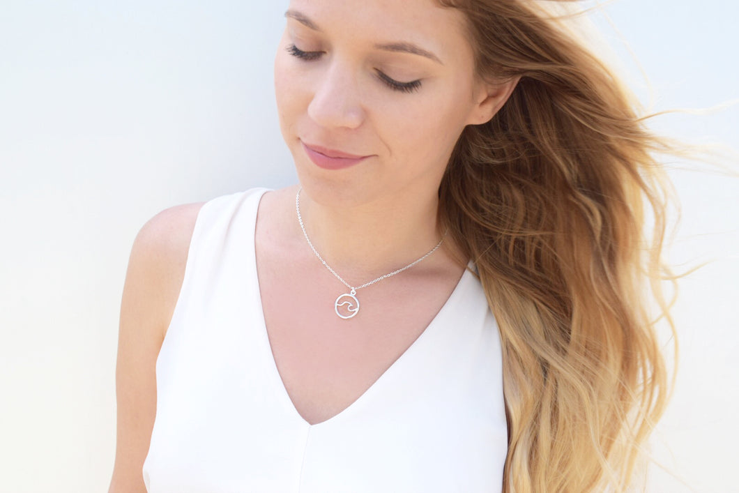 Ocean Wave Necklace Victoria Necklace